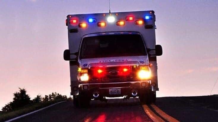 Equipo de emergencia UCI Ambulancias en acción