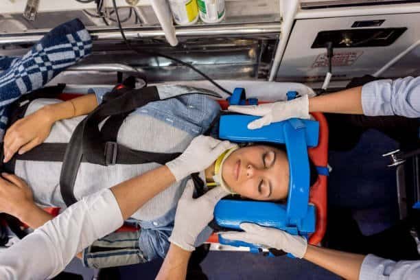 Ambulancia de traslado de pacientes críticos